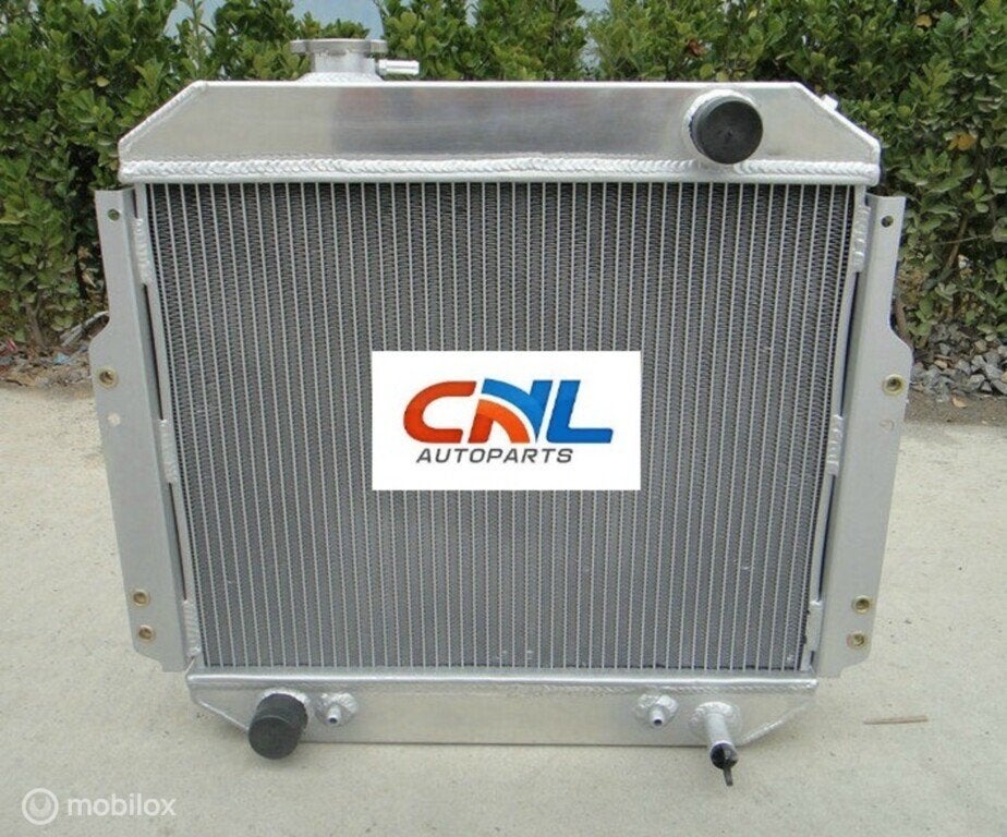56MM NISSAN FORKLIFT A10-A25,H20 AT 88-92 ALUMINUM RADIATOR, Nieuw, Ophalen of Verzenden