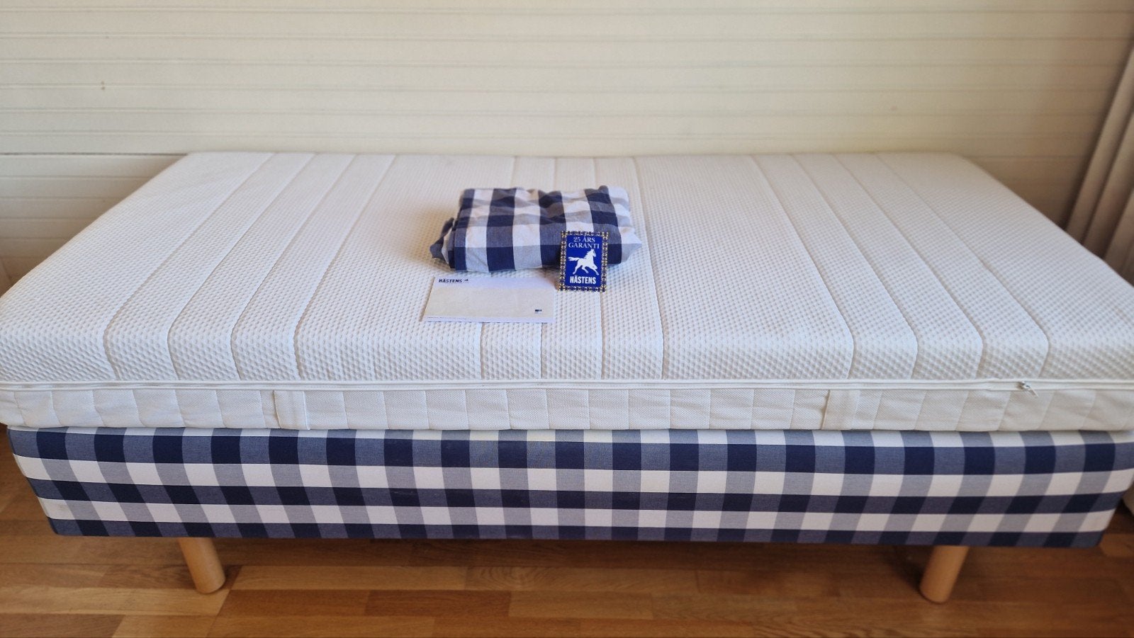 Hästens Springbox 90 x 200 Eénpersoons, Ophalen