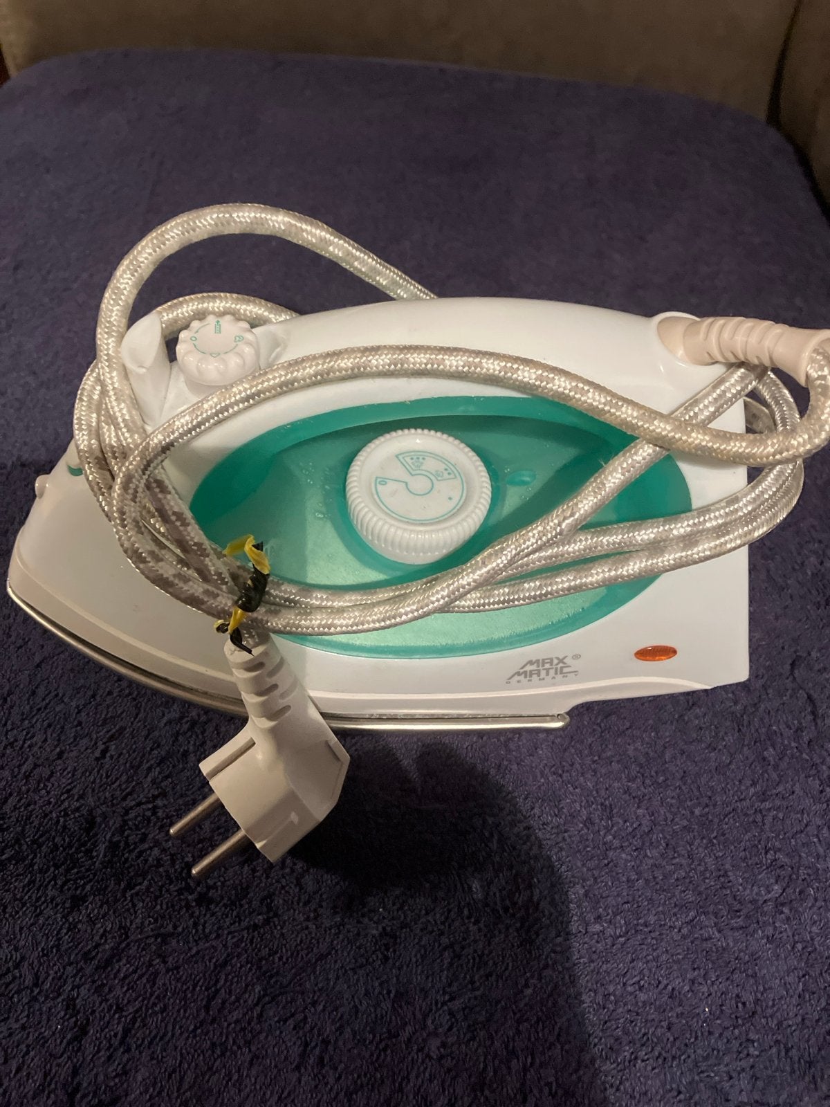 Max Matic Strijkijzer - Wit/Groen, Witgoed en Apparatuur, Ophalen of Verzenden, Gebruikt, Strijkijzer met snoer