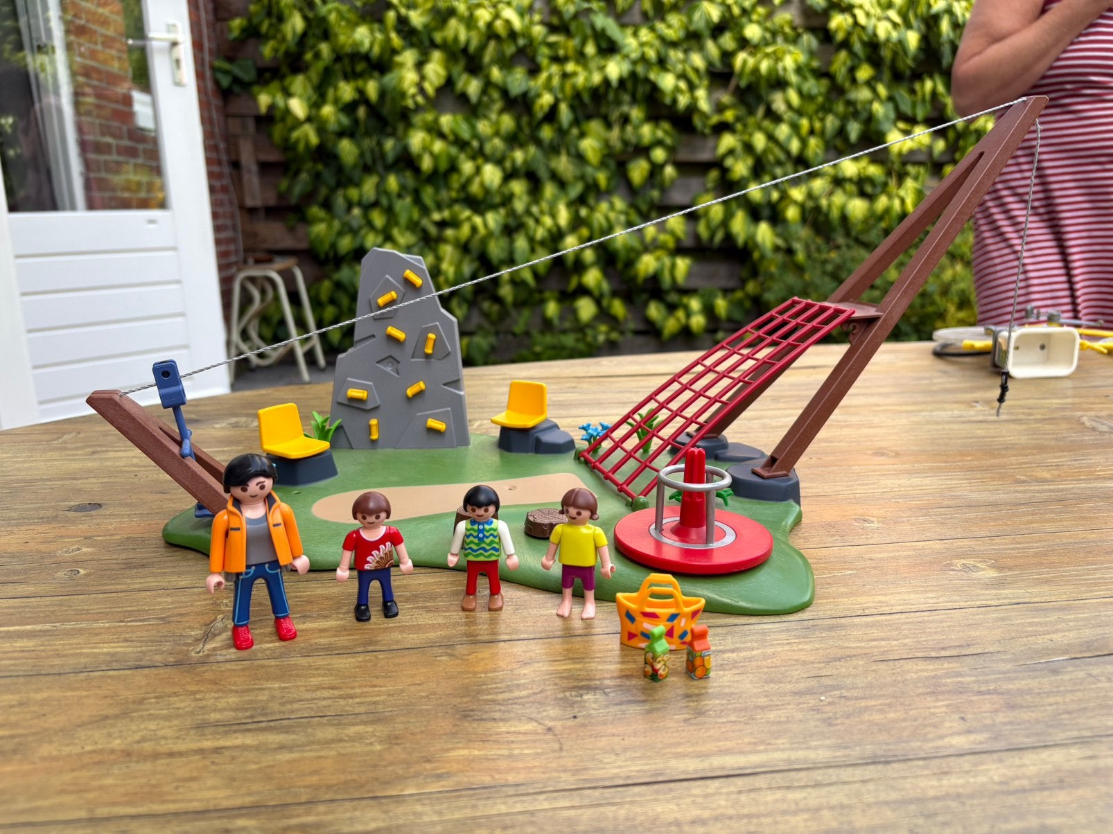 Playmobil speeltuin, Ophalen, Zo goed als nieuw
