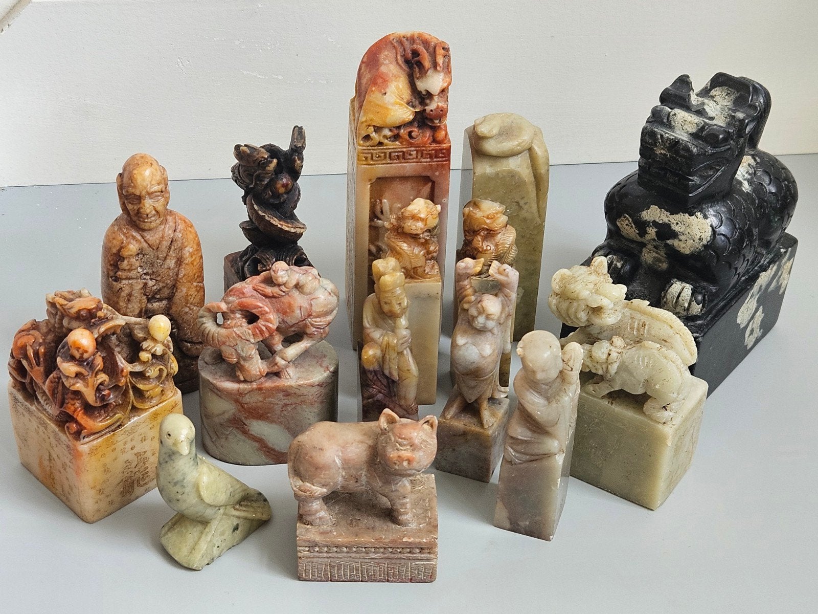 Collectie Chinees speksteen, stempels en sculpturen,  15 st., Ophalen of Verzenden, Beeld