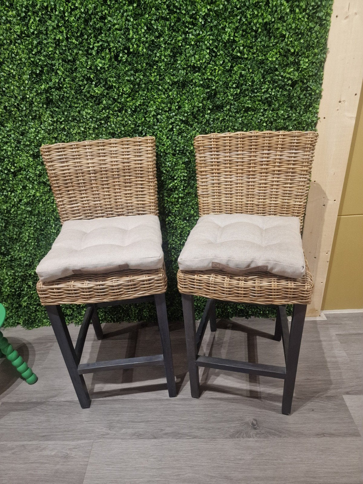 Rotan barkrukken met kussens, 40x107 cm, Ophalen, Gebruikt, 90 cm of meer, Riet