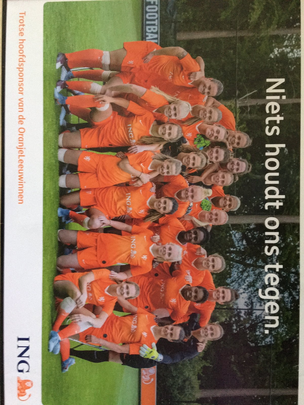 Poster ‘’ De Oranje Leeuwinnen ‘’ 59,5x84 cm, Maat XL, Ophalen of Verzenden, Zo goed als nieuw, Overige typen