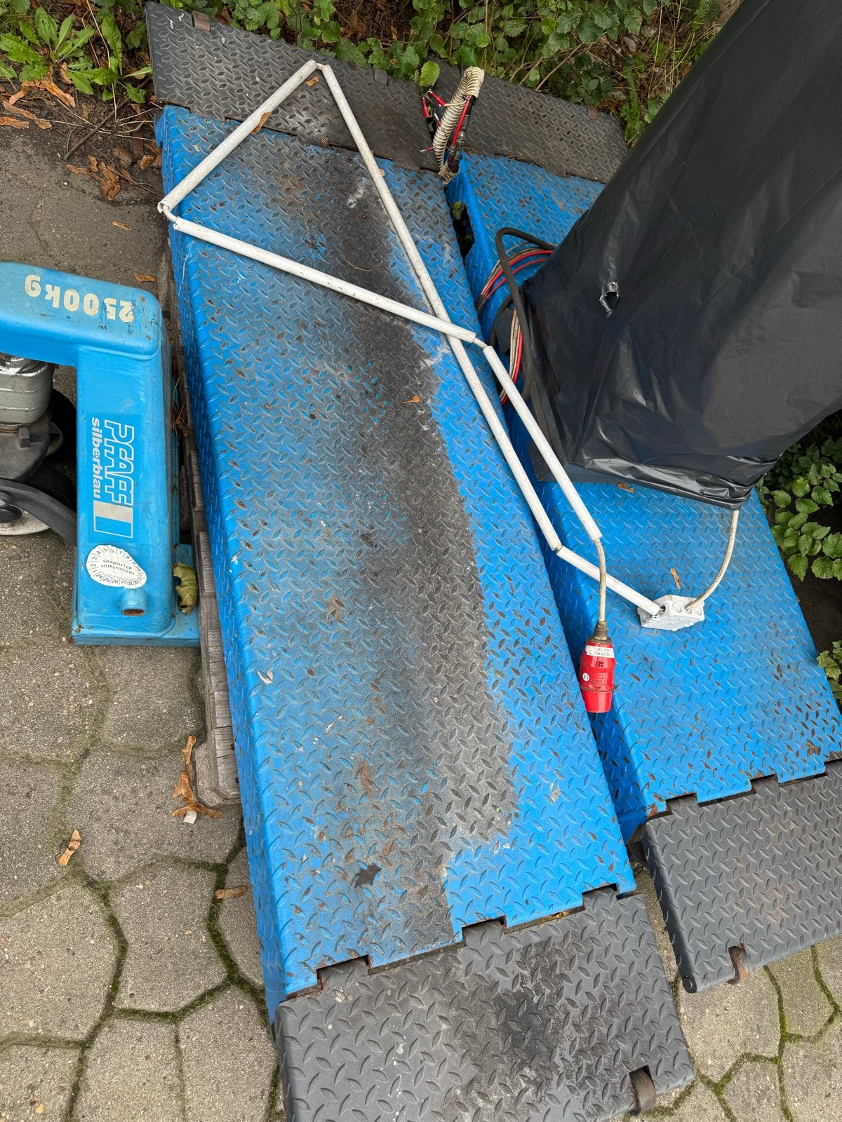 Poetsbrug 3 ton, 380V, compleet met kast en onderplaten, Ophalen, Gebruikt