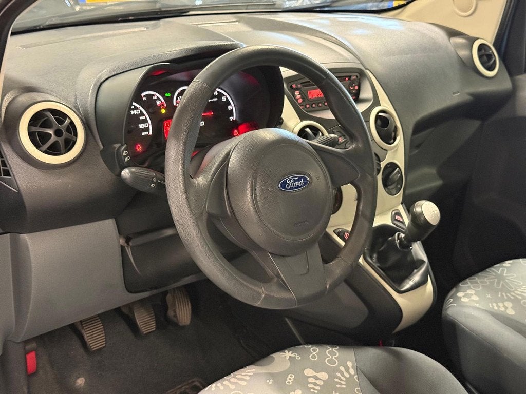 Ford Ka 1.2 Cool&Sound Airco | Nieuw apk!, Voorwielaandrijving, Gebruikt, 4 cilinders, Origineel Nederlands