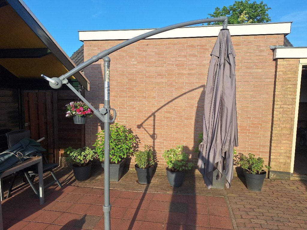 Parasol, Tuin en Terras, Ophalen, Verstelbaar, Gebruikt, 2 tot 3 meter
