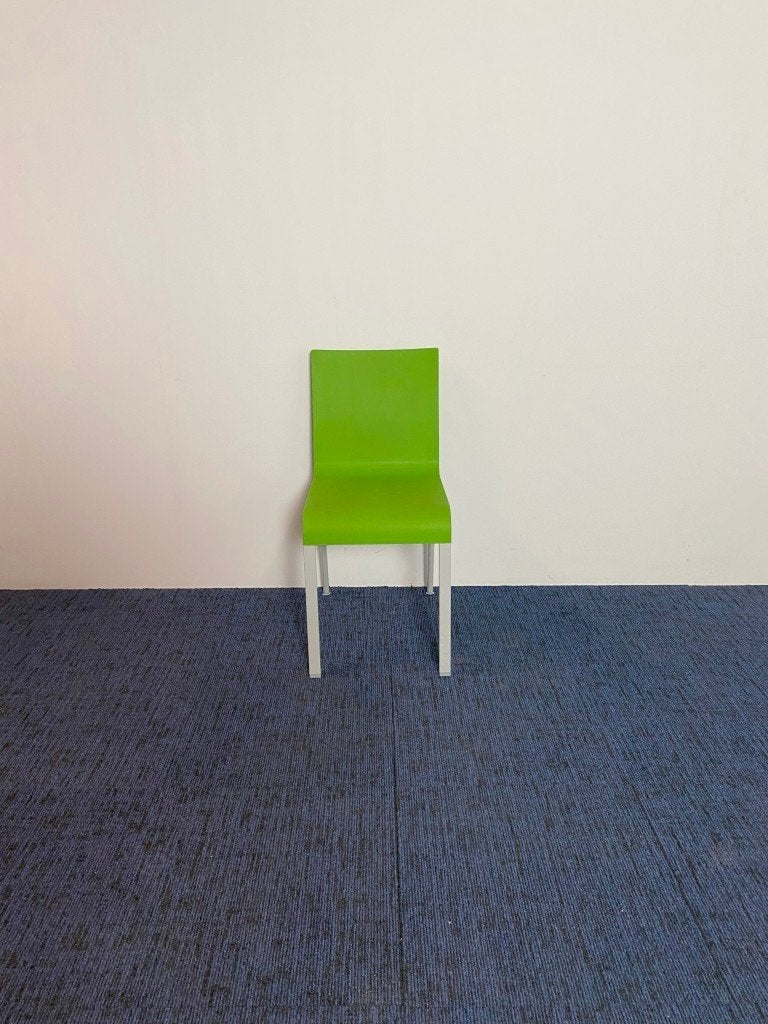 2 x Vergaderstoel Vitra .03 (niet stapelbaar) - groen, Huis en Inrichting, Stoelen, Ophalen, Kunststof, Gebruikt, Twee