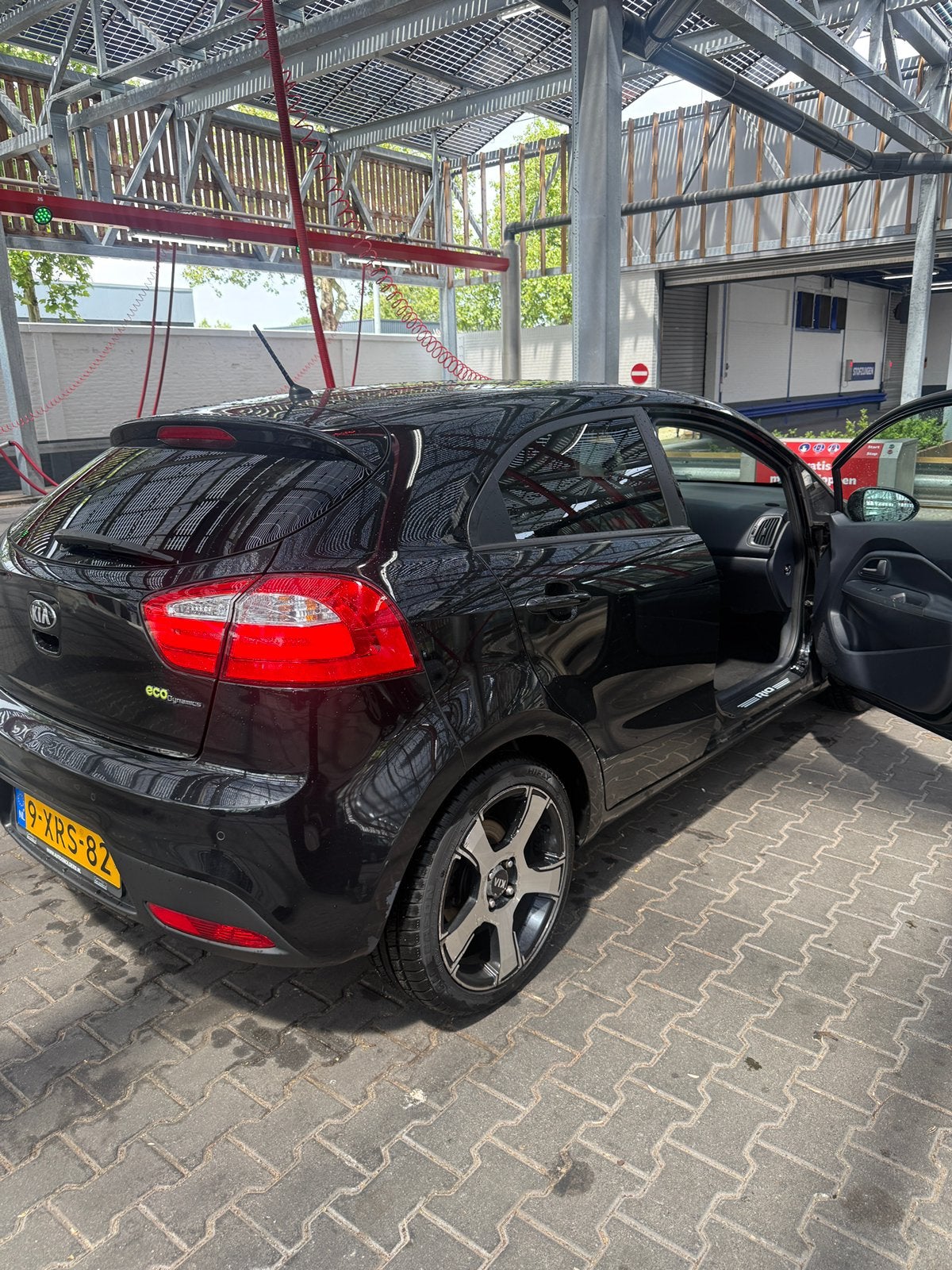 Kia Rio 1.2 I 5DRS 2014 Zwart, Auto's, Kia, Particulier, Rio, Benzine, A, Hatchback, Handgeschakeld, Origineel Nederlands, Zwart