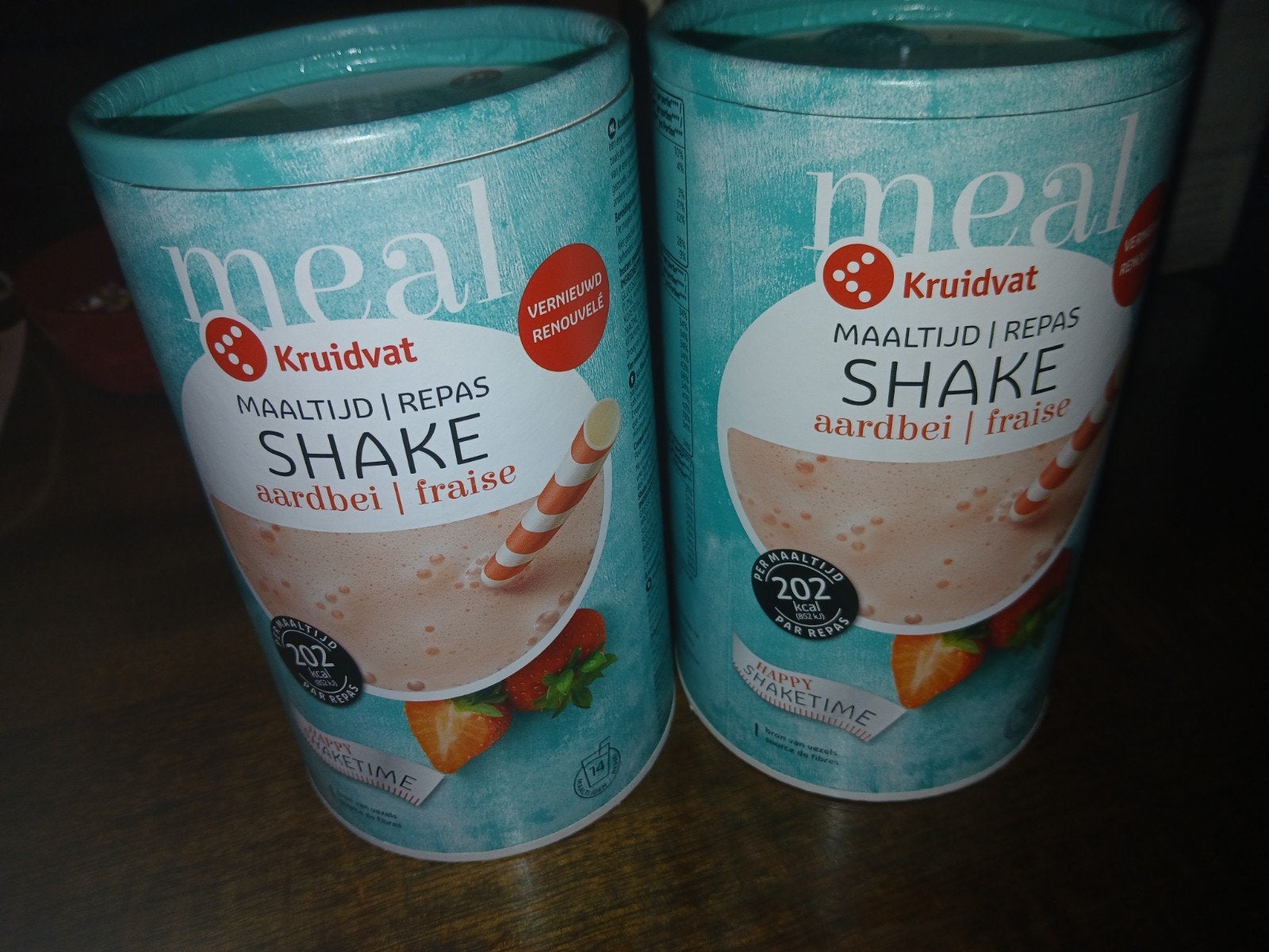 te koop Twee potten maaltijd shake aardbei, Ophalen of Verzenden