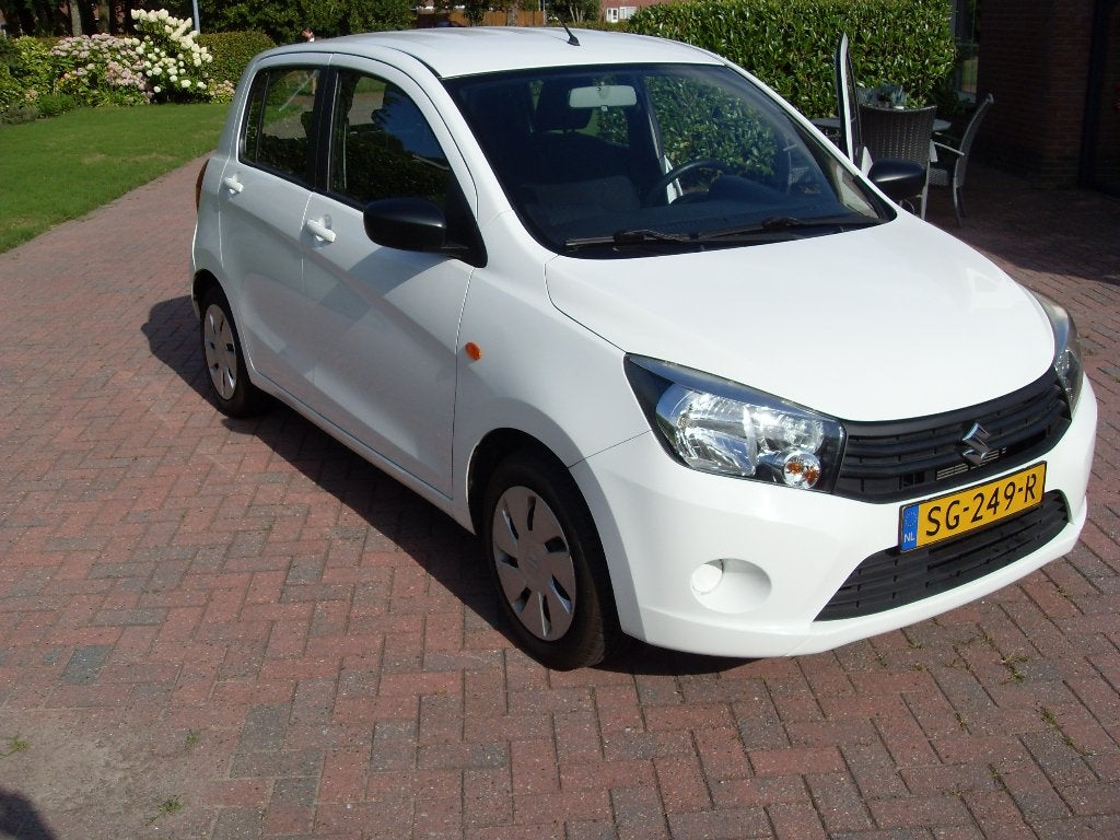Suzuki Celerio  Wit, Auto's, 28 km/l, Zwart, 400 kg, Leder en Stof
