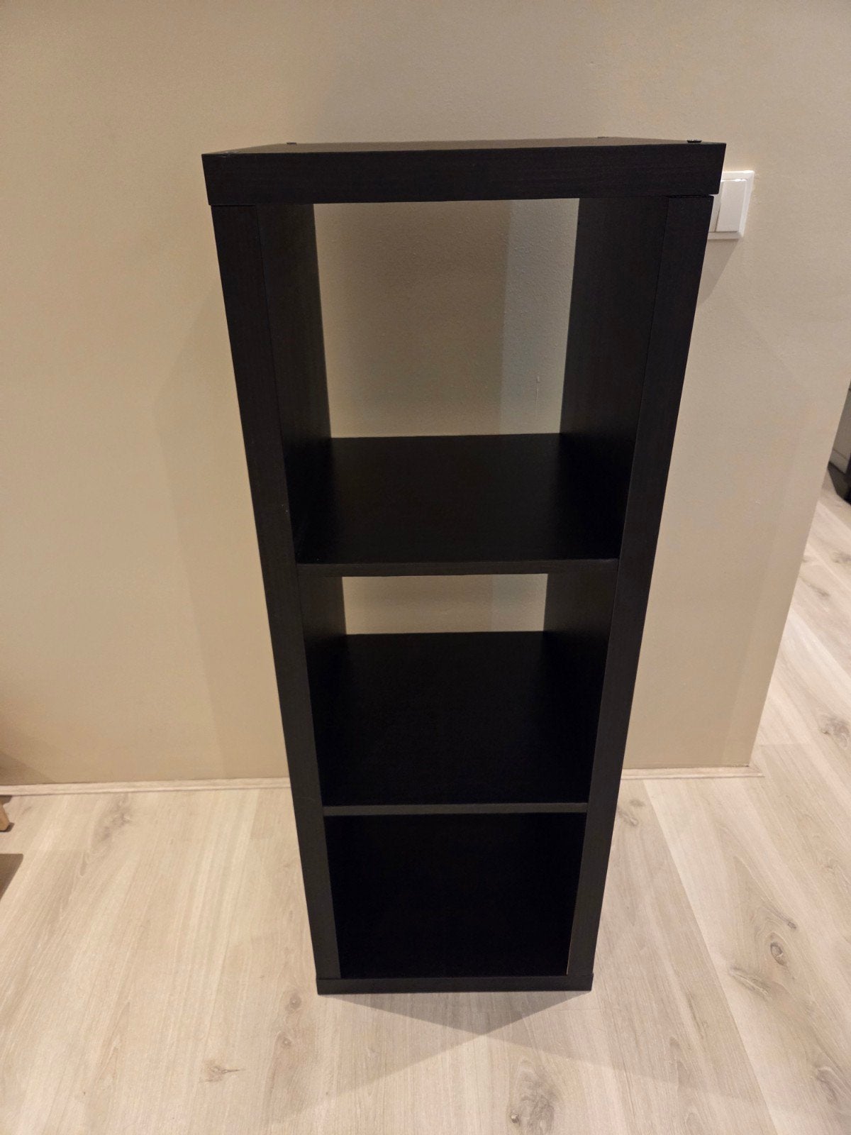 IKEA Kallax Kast Donkerbruin - 3 vakken, Ophalen, Met plank(en), Minder dan 50 cm, Gebruikt