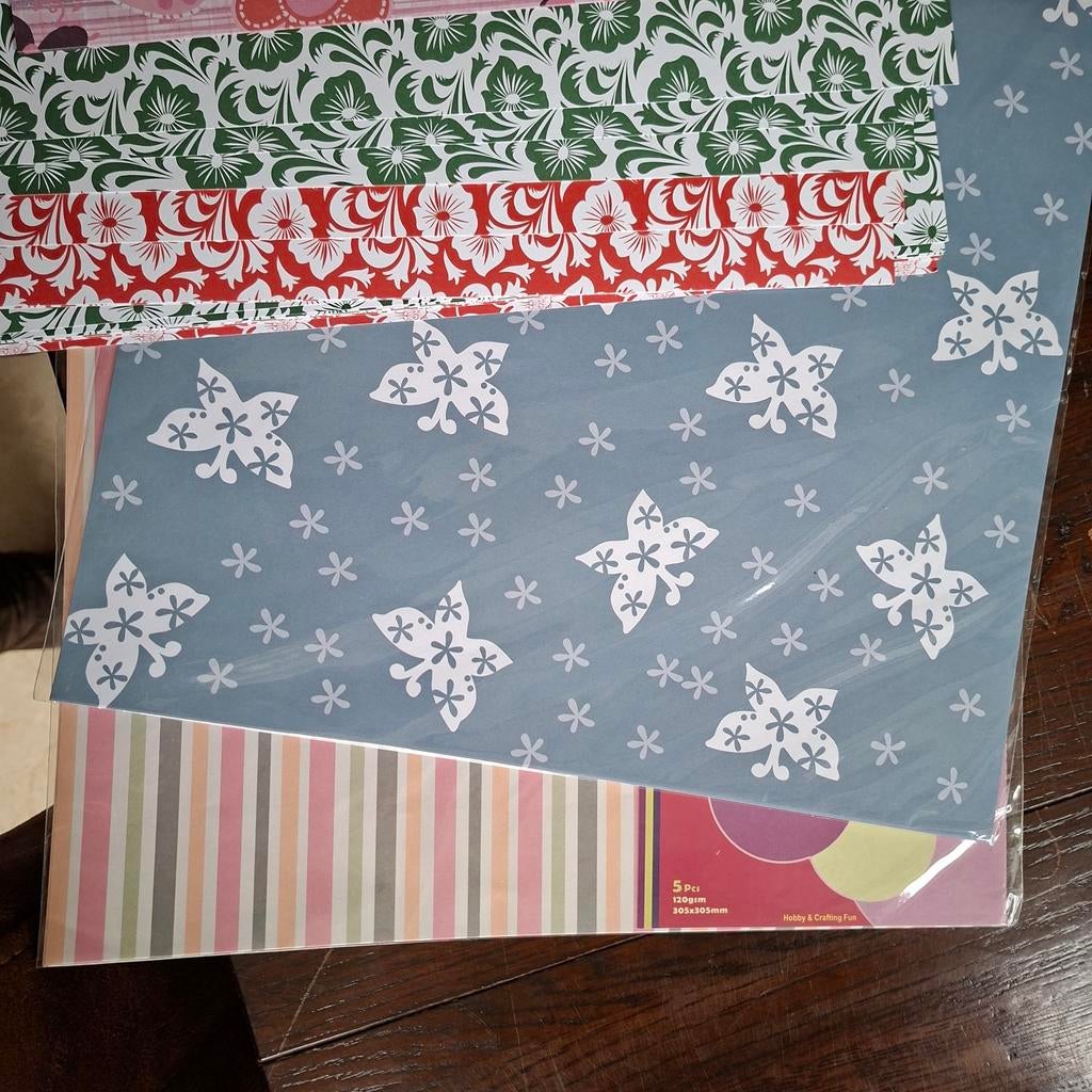 Scrappapier Knutselpapier 35 vellen 30x30cm Diverse Designs, Ophalen of Verzenden