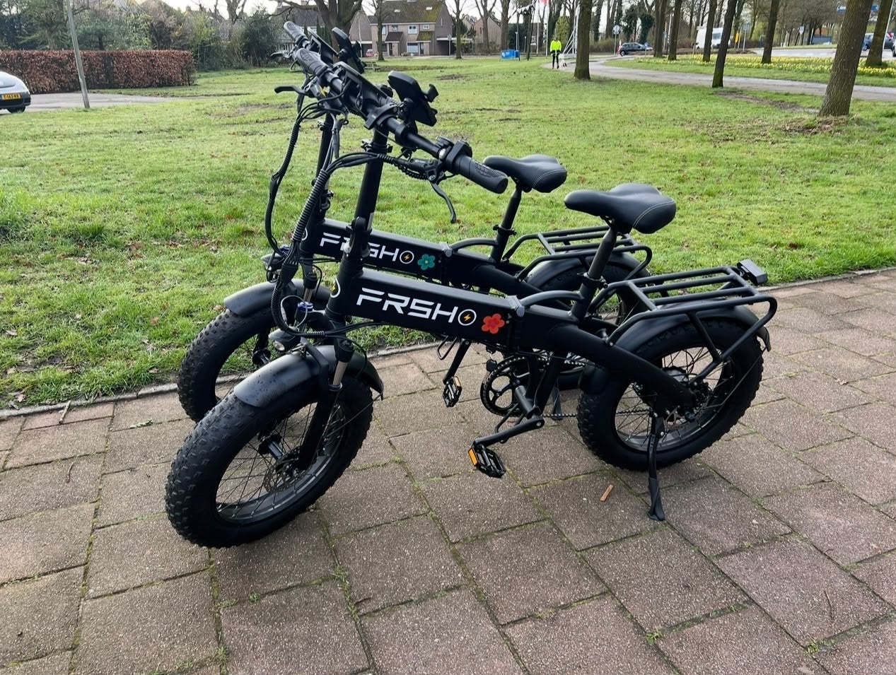 FRSH V1 Fatbike E-bike - Opvouwbaar model, Zo goed als nieuw, Minder dan 47 cm, 50 km per accu of meer, Ophalen
