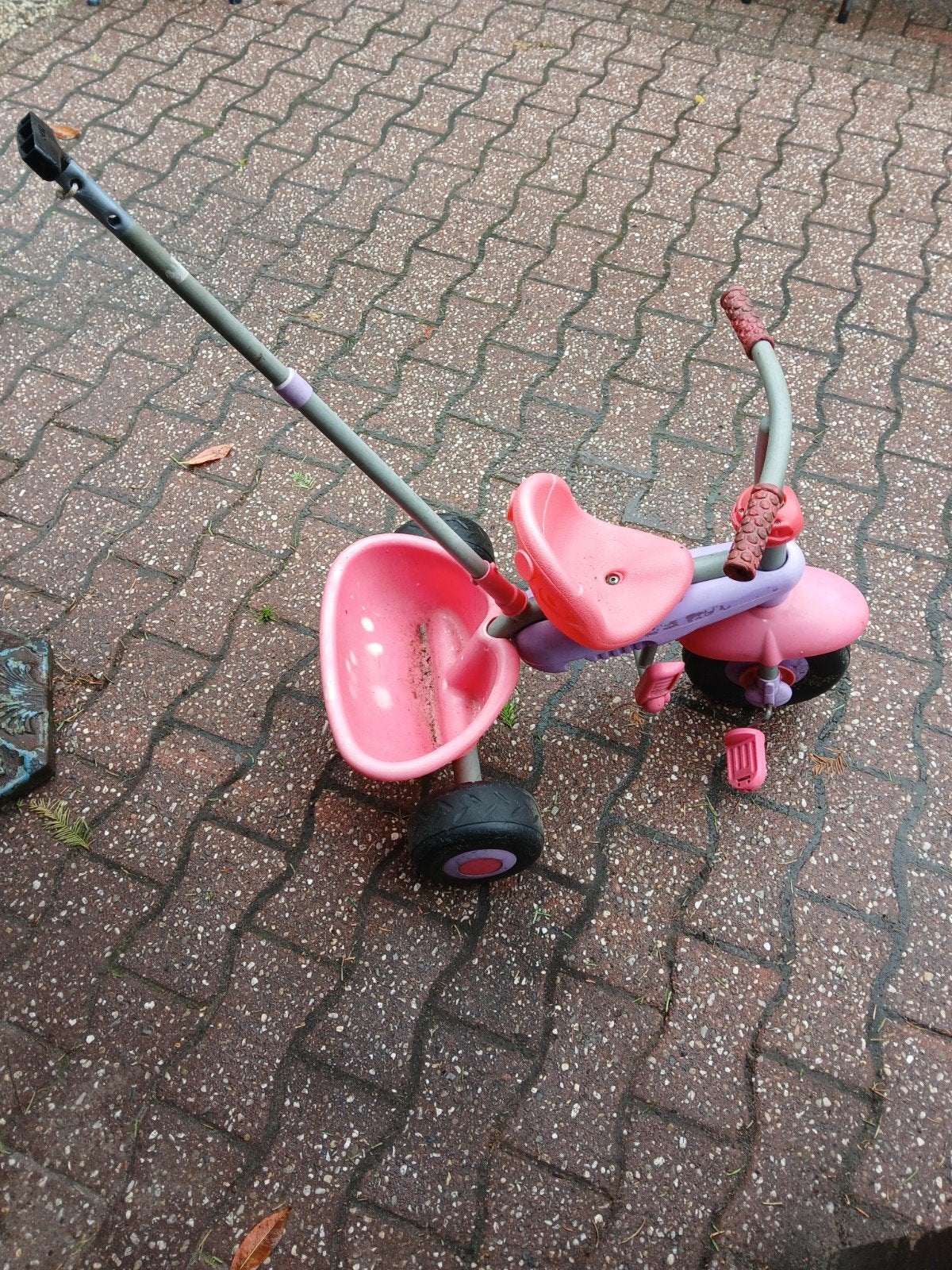 Roze driewieler met duwstang, Kinderen en Baby's, Ophalen of Verzenden, Gebruikt, Overige typen
