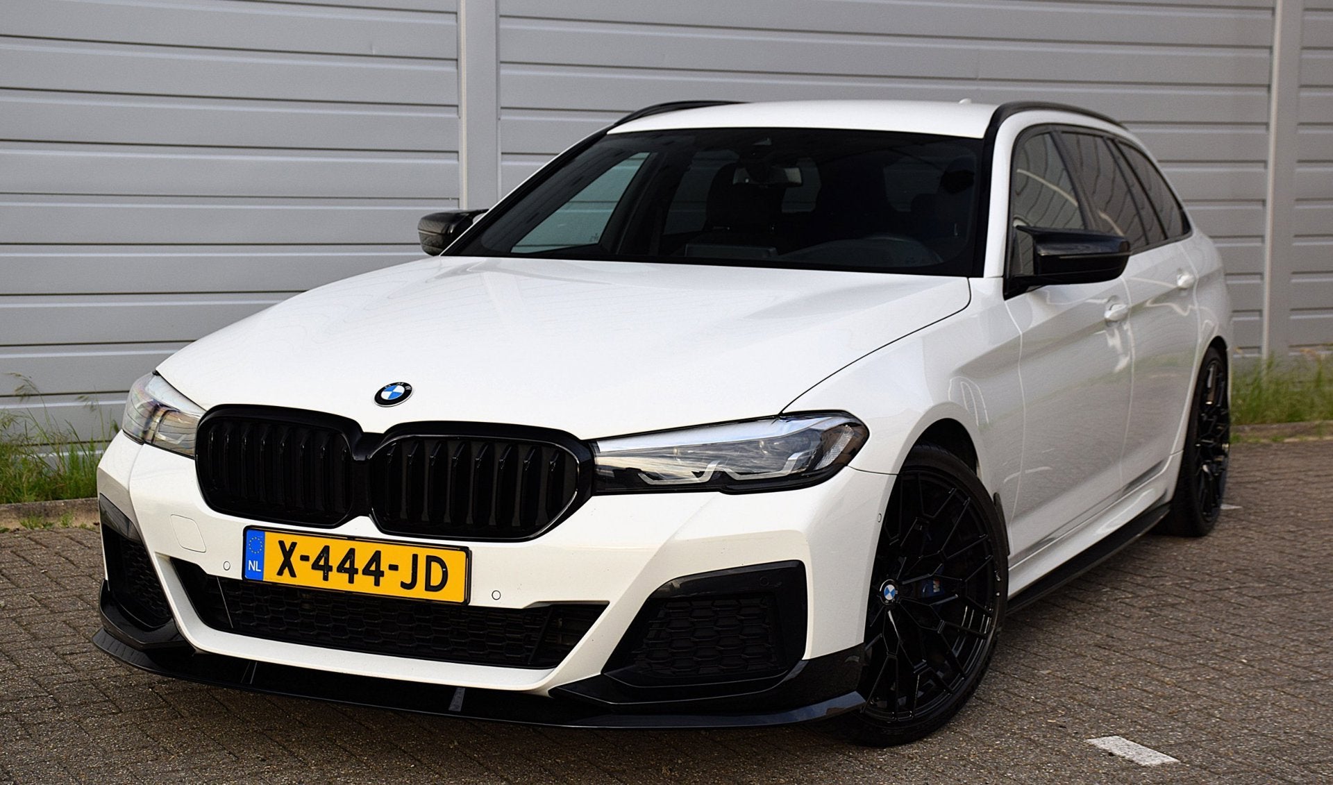 BMW 5-serie Touring 530i High Executive*M-Pakket*Head-up*20", 1998 cc, Achterwielaandrijving, Gebruikt, Euro 6