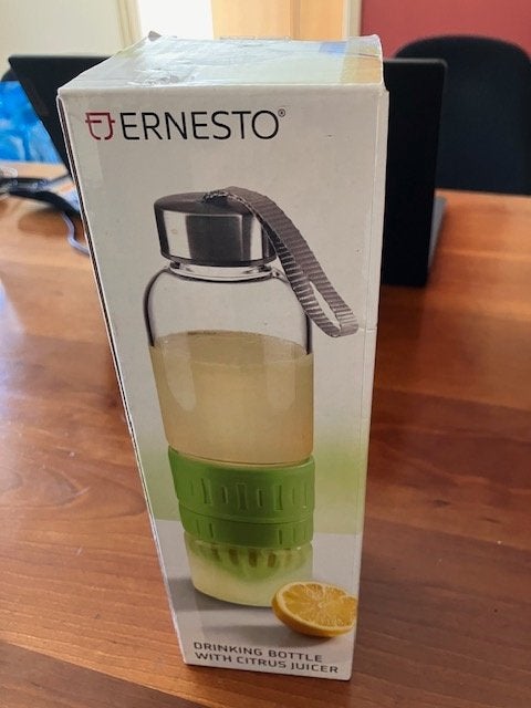Drinkfles met citruspers, Ophalen of Verzenden, Zo goed als nieuw, Handmatig, Citruspers