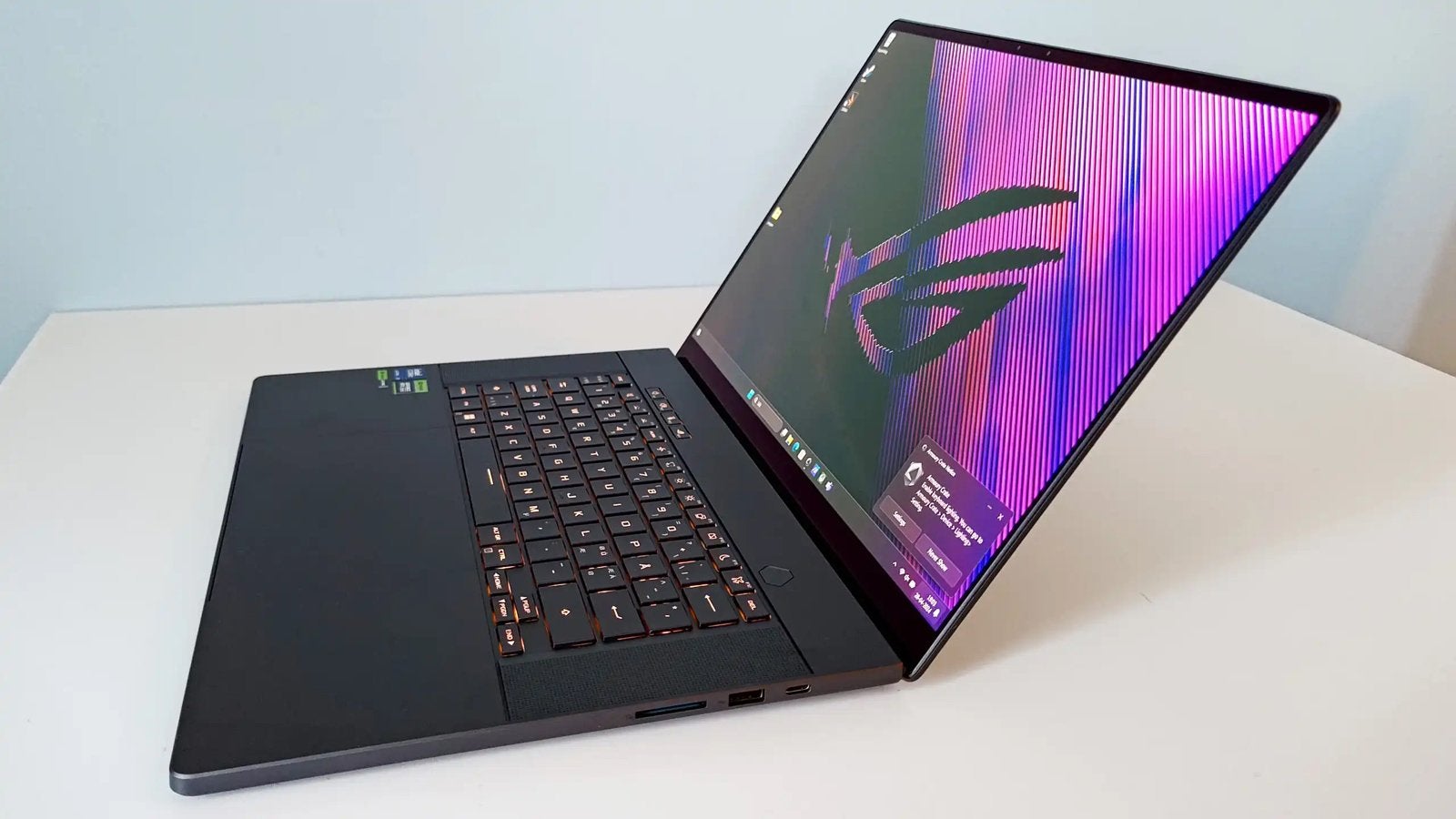 ASUS Rog Zephyrus G16 (2025) GU605, 5070ti, Computers en Software, Windows Laptops, Met videokaart, Ophalen of Verzenden, Zo goed als nieuw