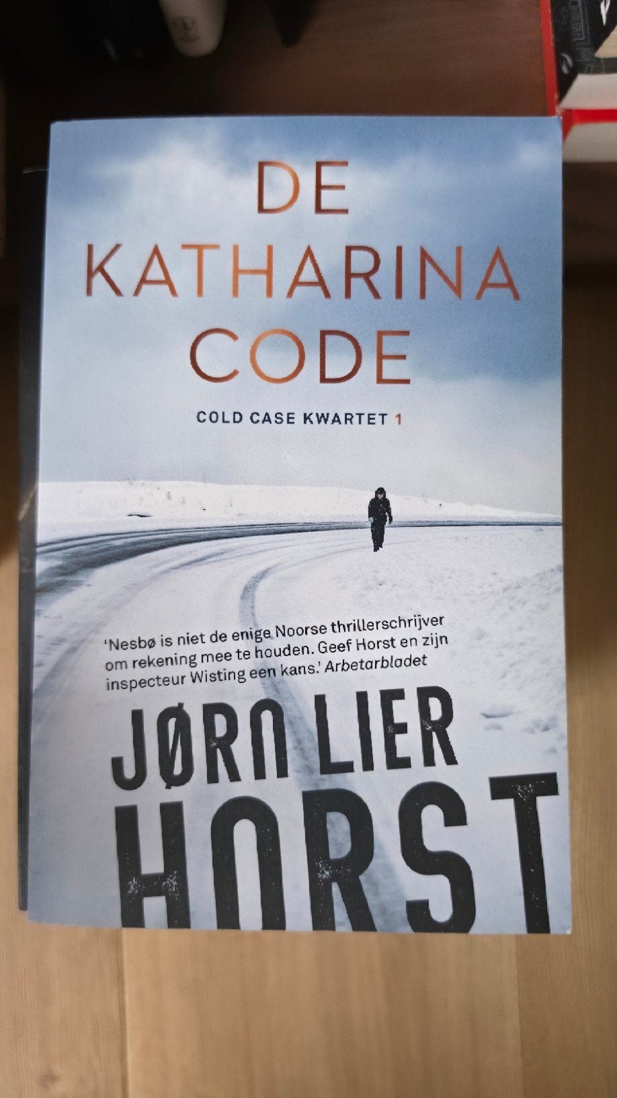 De Katharina Code - Jørn Lier Horst (Cold Case Kwartet 1), Ophalen of Verzenden, Zo goed als nieuw, Jørn Lier Horst, Scandinavië