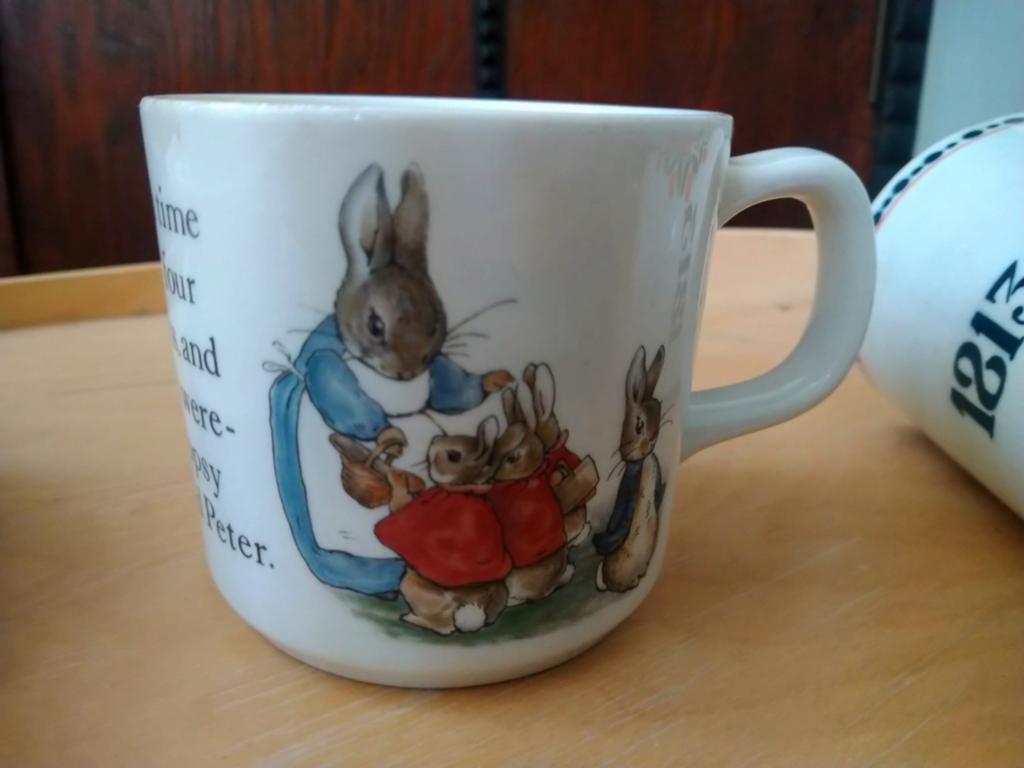 Beker Beatrix Potter wedgwood, Ophalen of Verzenden, Zo goed als nieuw, Porselein, Overige typen