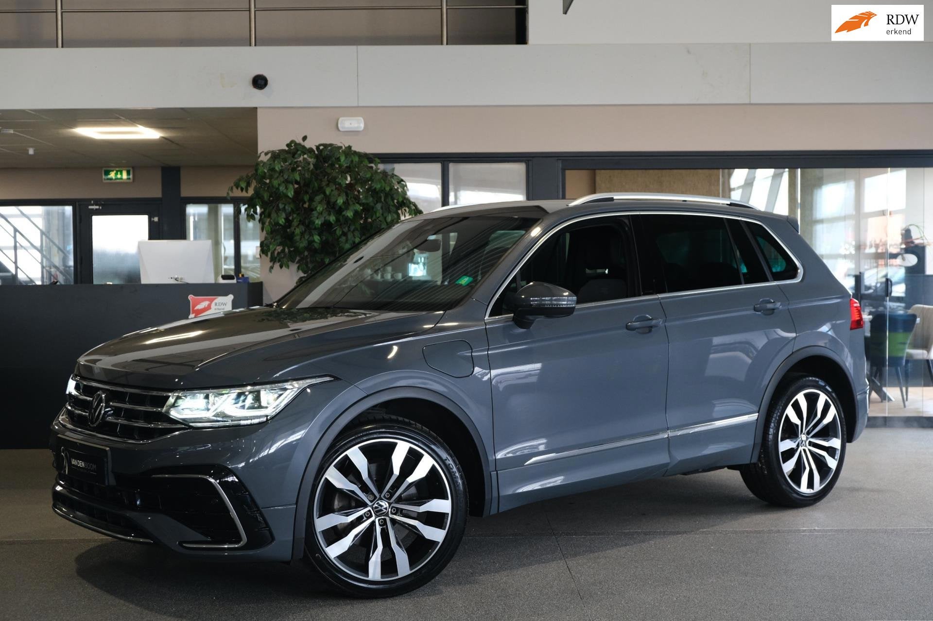 Volkswagen Tiguan 1.4 TSI eHybrid 2x R-Line 245pk Led Navi C