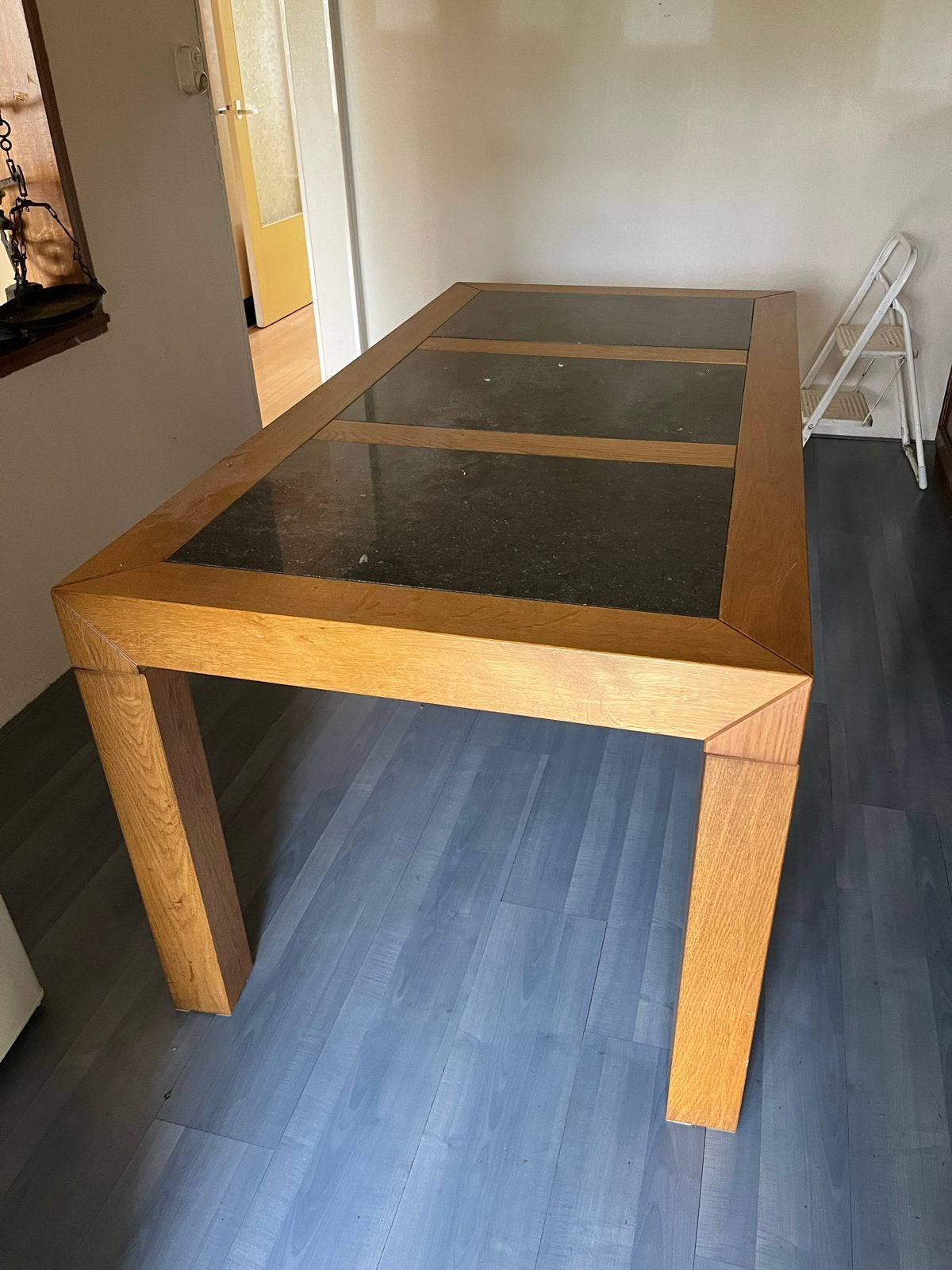 Eikenhouten tafel met 3 zwart marmeren platen, Huis en Inrichting, Tafels | Eettafels, Ophalen, Gebruikt, 100 tot 150 cm, Eikenhout