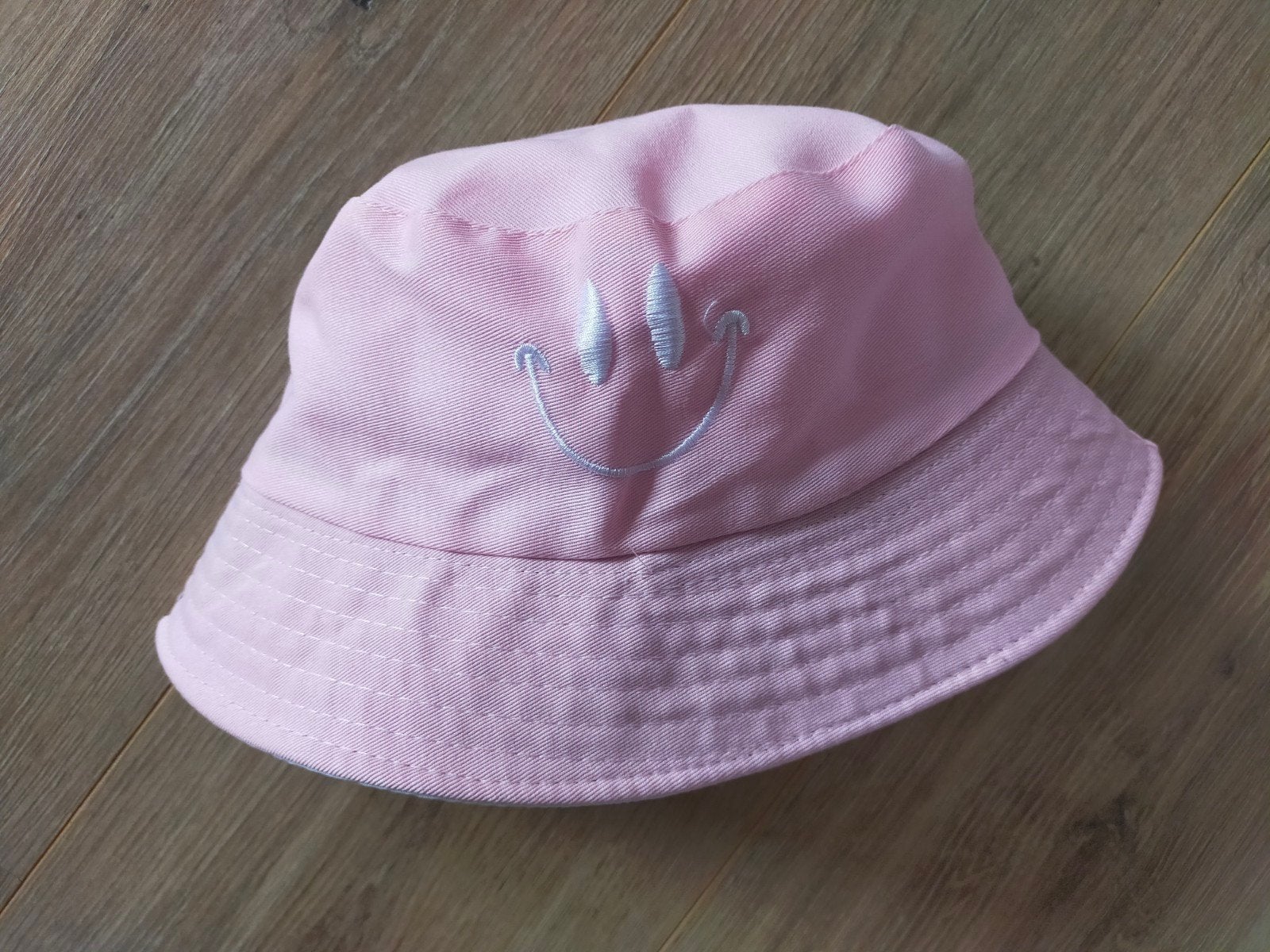 Nieuw! Leuke omkeerbare bucket hat! Roze/Wit ;), Ophalen of Verzenden, Nieuw, 58 cm (L, 7¼ inch) of meer, Hoed