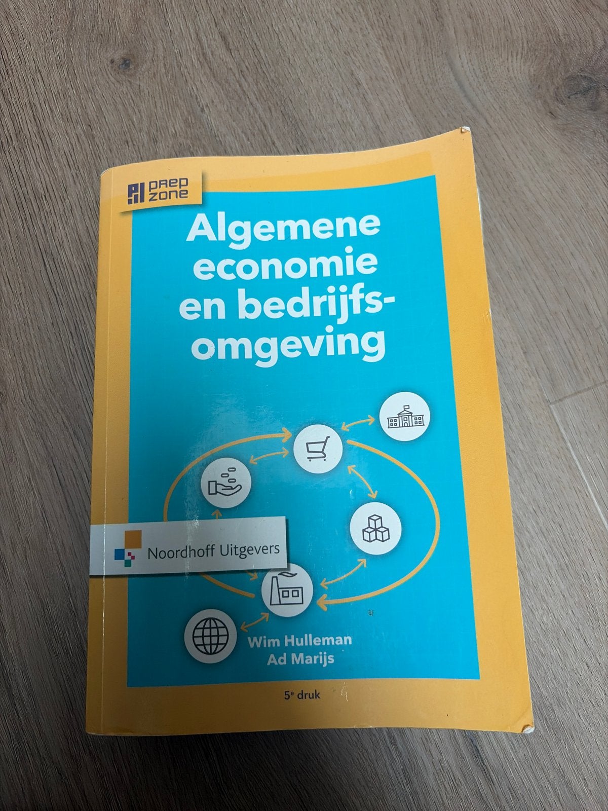 Algemene economie en bedrijfsomgeving - 5e druk, Ophalen of Verzenden, Gamma, Zo goed als nieuw, HBO