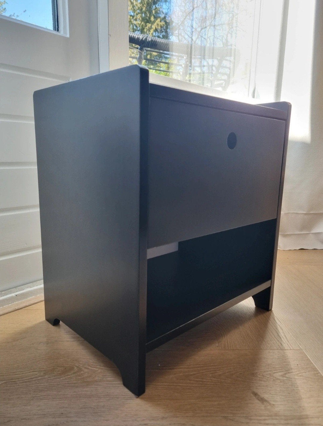 Nachtkastje Petite Atelier zwart - Compact en praktisch, Ophalen, Gebruikt, Minder dan 45 cm, Minder dan 55 cm