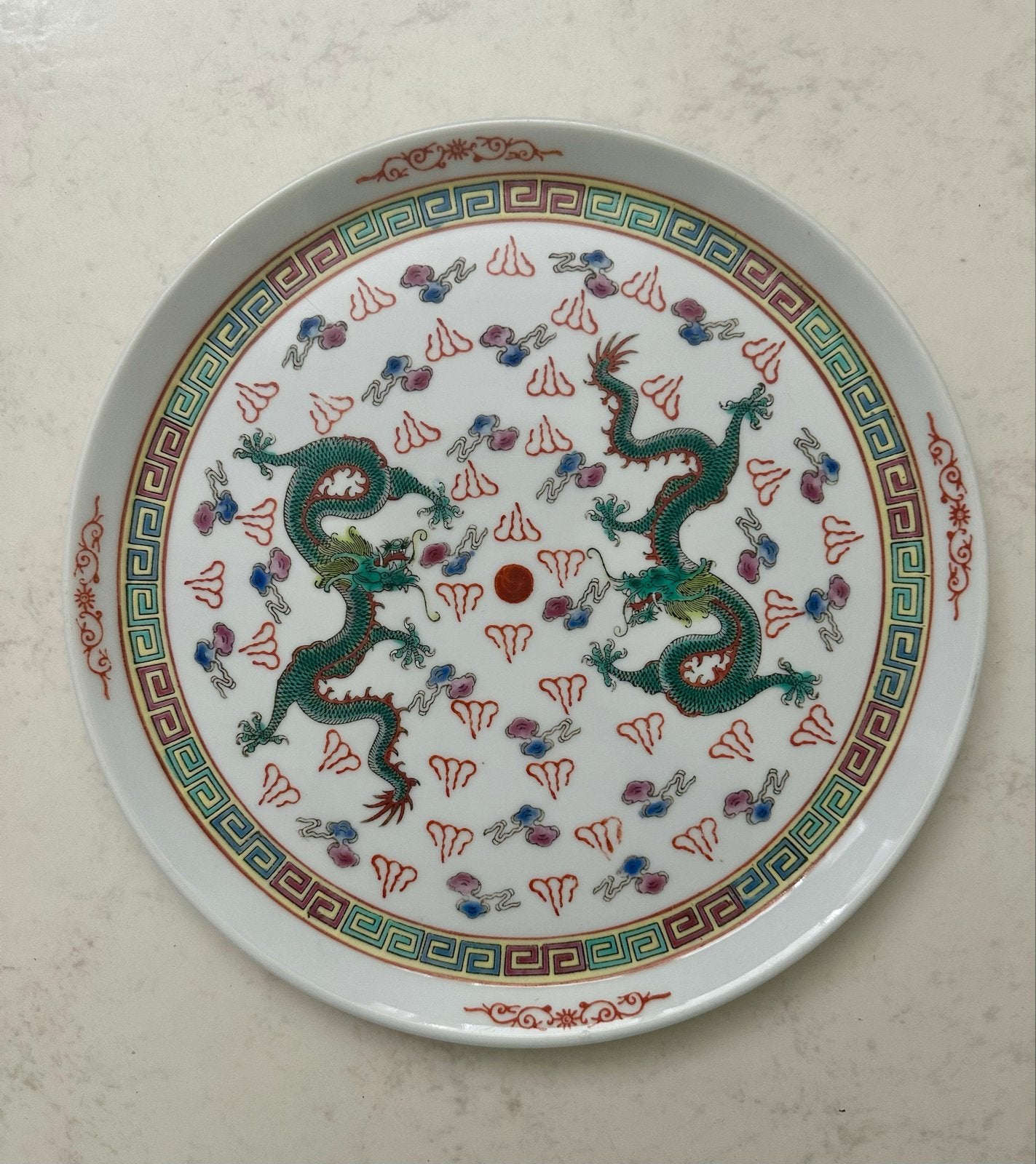 Vintage Chinees porseleinen bord met drakenmotief, Ophalen of Verzenden