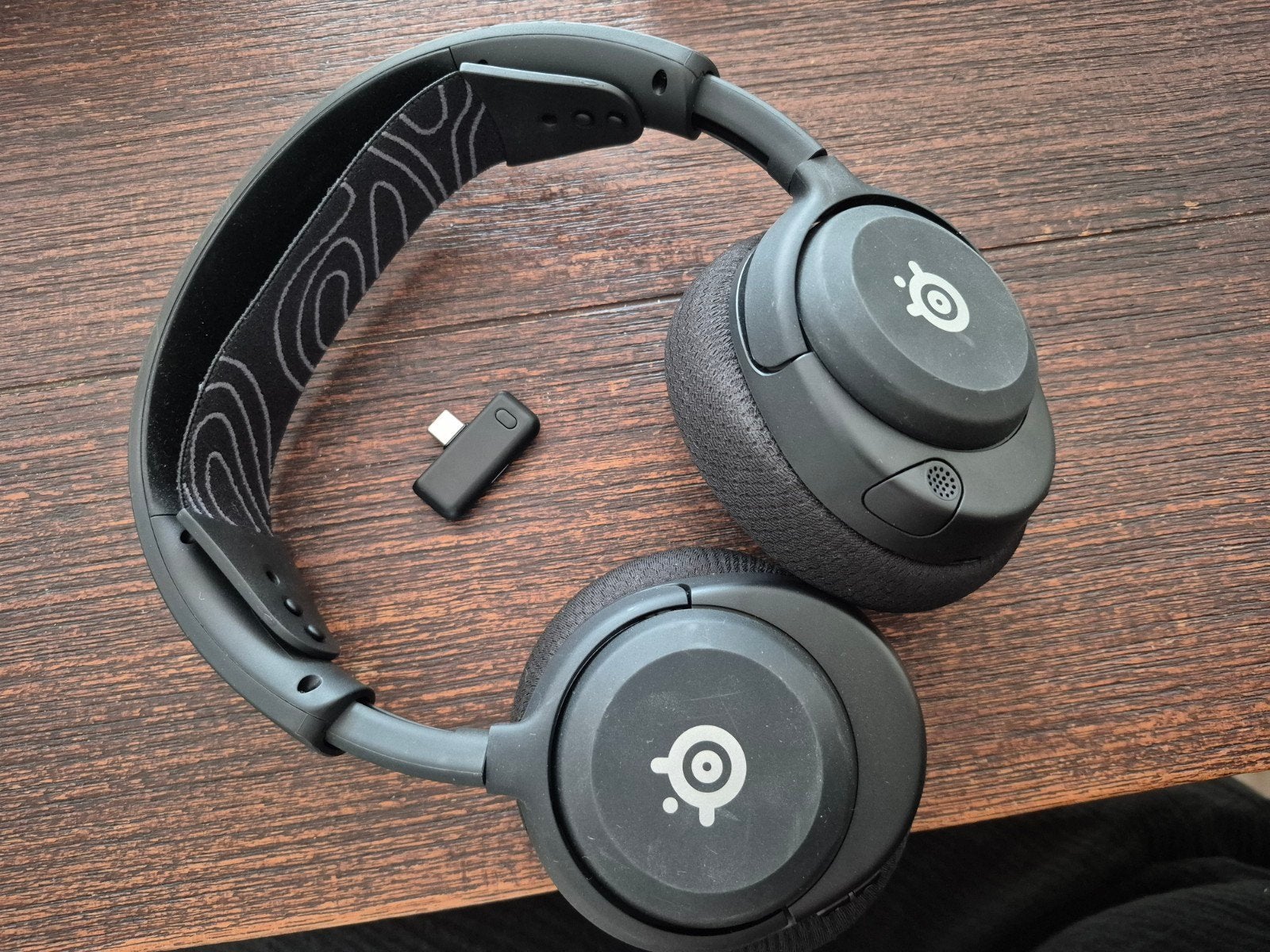 SteelSeries Arctis Nova 7 Draadloze Gaming Headset Zwart, Ophalen, Draadloos, Zo goed als nieuw, Zwart