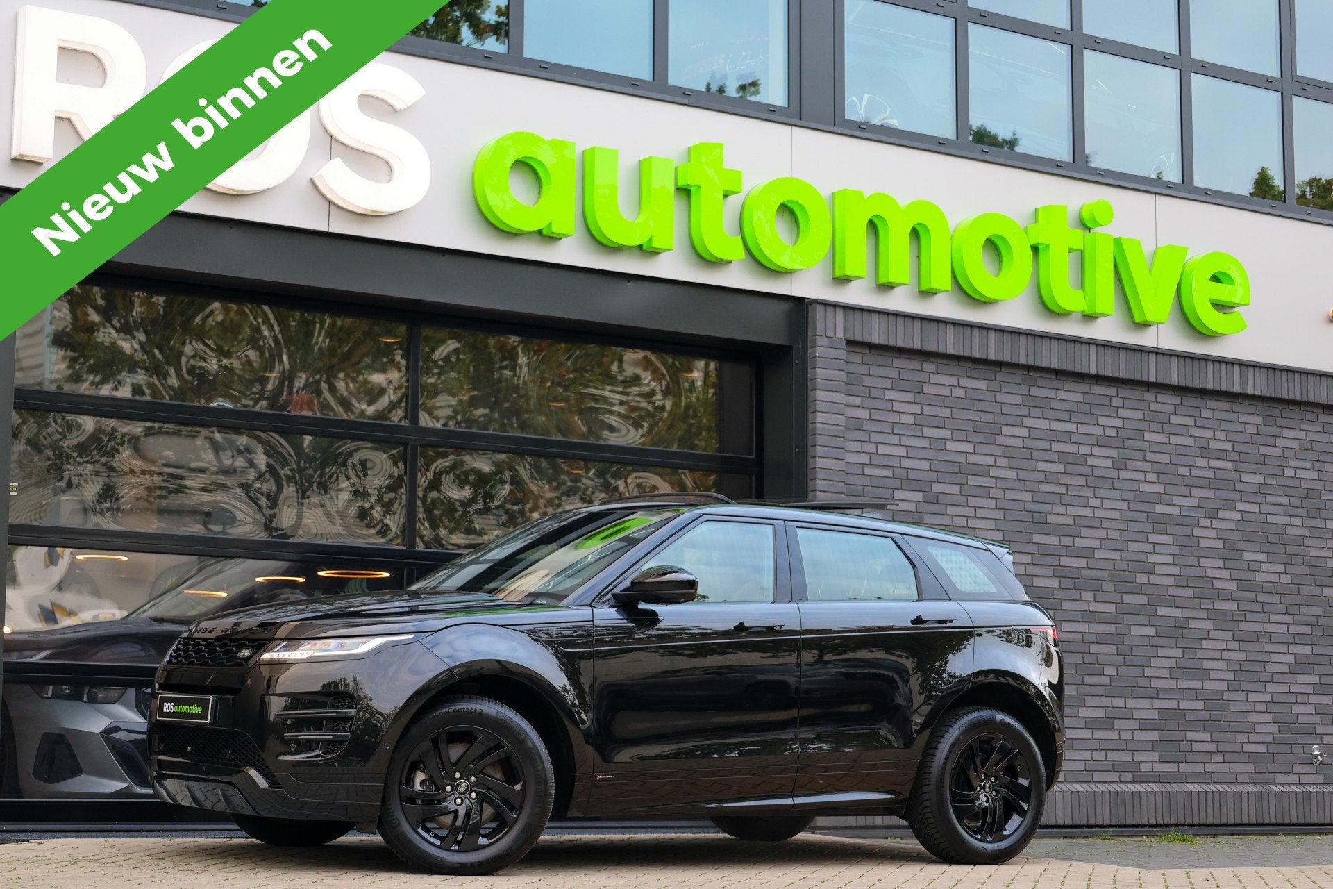Land Rover Range Rover Evoque 1.5 P160 R-Dynamic HSE | PANO, Auto's, Verwarmde buitenspiegels, Euro 6, 160 pk, Zwart