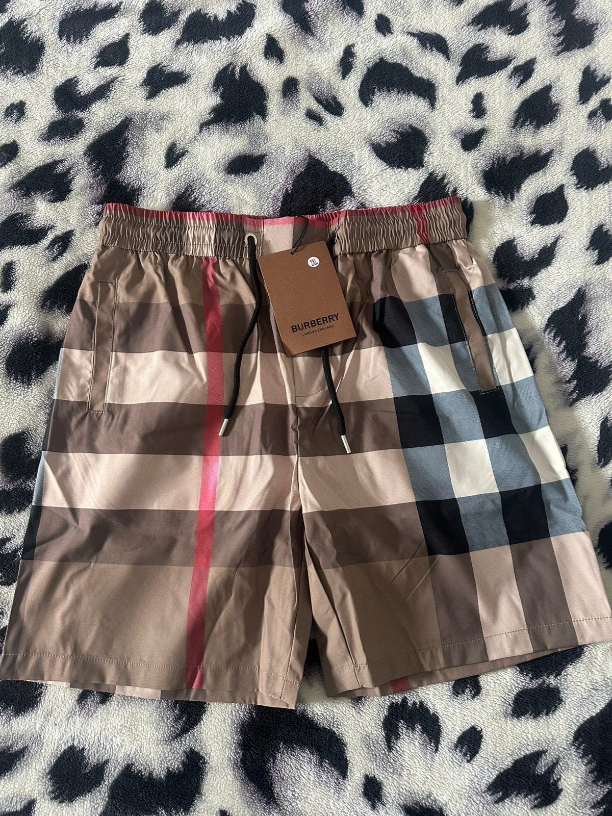 Burberry shorts M, Ophalen of Verzenden, Maat 48/50 (M), Beige, Zwemshort