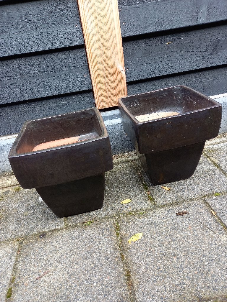 Set van 2 donkergrijze vierkante bloempotten -, Tuin en Terras, Ophalen, Steen, Minder dan 30 cm, Minder dan 60 cm