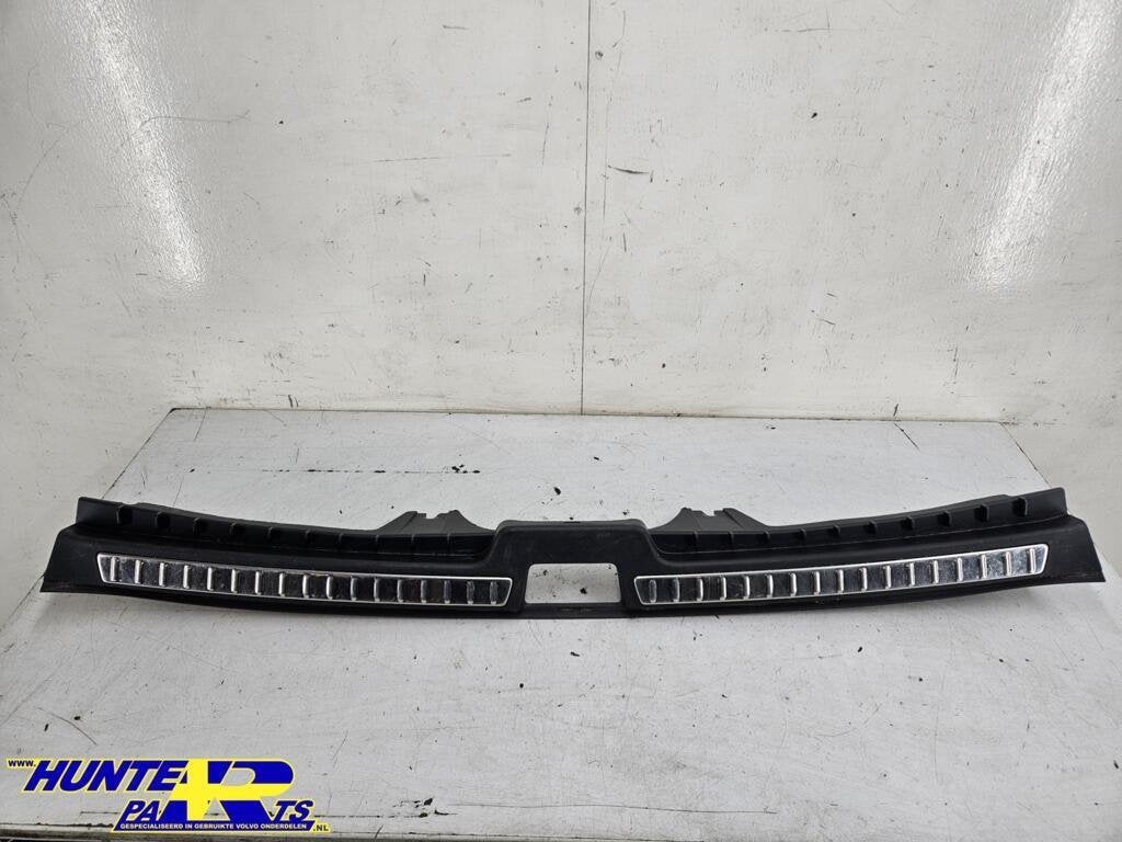 Achterklepbekleding zwart Volvo XC90 II ('14-'22) 31377855, Gebruikt, Ophalen of Verzenden, Volvo, Volvo