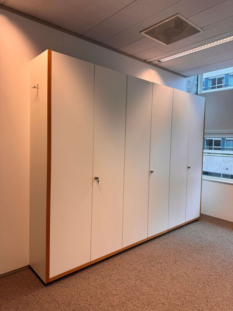 Hoge kast / kastenwand / kledingkast ( legplanken ), 200 cm of meer, Ophalen of Verzenden, 200 cm of meer, Industriestraat 5
