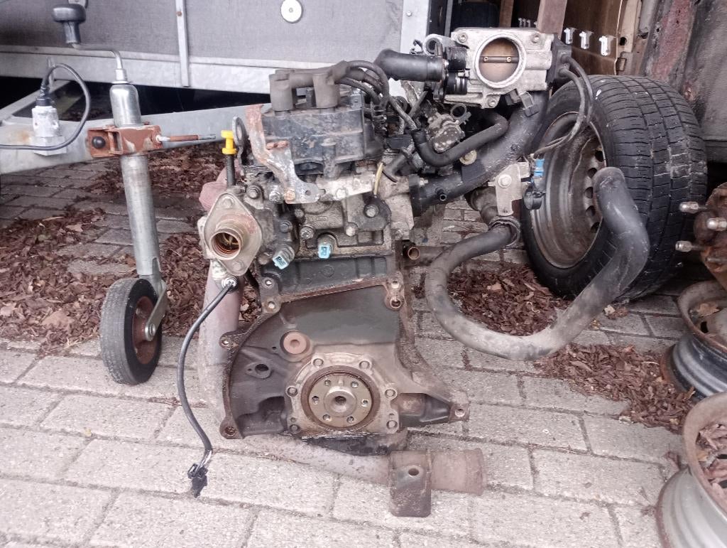 Peugeot 1.6 nfz motor, Auto-onderdelen, Motor en Toebehoren, Ophalen, Gebruikt, Peugeot