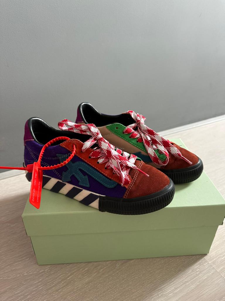 Off white new arrow multicolor maat 37, Overige kleuren, Nieuw, Ophalen of Verzenden, Sneakers of Gympen