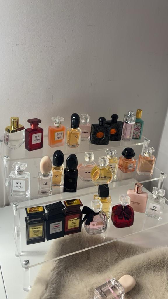 Mini desighner parfummetjes, Ophalen of Verzenden, Zo goed als nieuw, Miniatuur