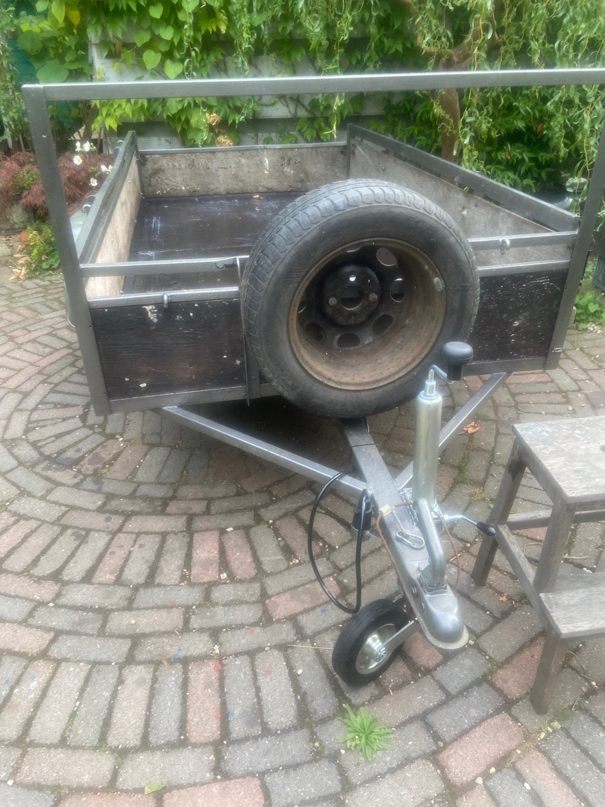 Aanhangwagen 243 x 127 met nieuwe bodem, Ophalen, Gebruikt