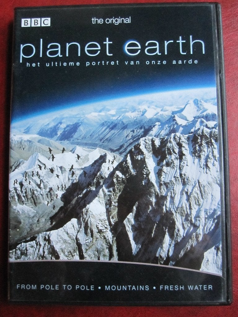 Planet Earth From Pole to Pole + Mountains + Fresh Water, Vanaf 6 jaar, Ophalen of Verzenden, Zo goed als nieuw, Natuur