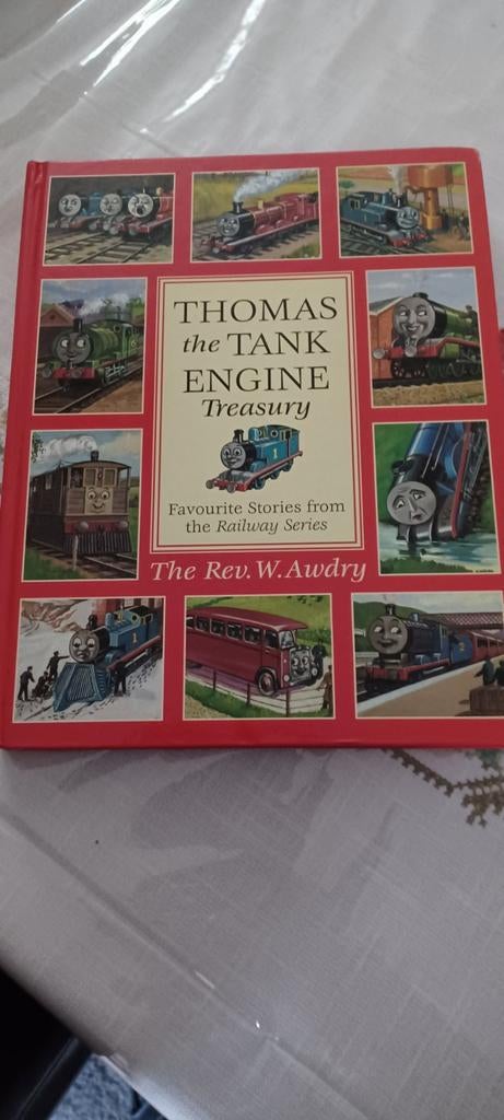 ZEER MOOI VERHALENBOEK THOMAS DE TREIN, Boeken, Ophalen of Verzenden, Zo goed als nieuw