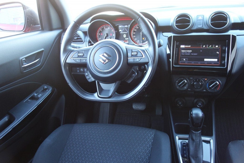 Suzuki SWIFT 1.2 SELECT SMARTHYB. All Season, Android, Camer, 83 pk, Gebruikt, 4 cilinders, 400 kg