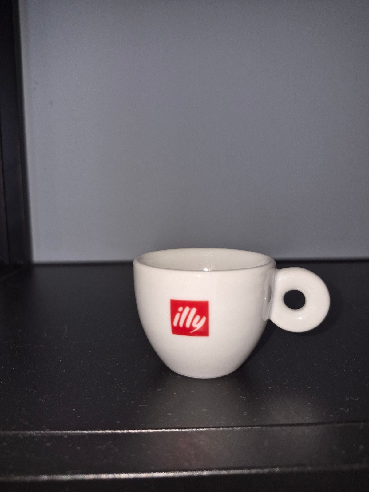 3 Illy espresso kopjes, Ophalen of Verzenden, Zo goed als nieuw, Illy, Kop(pen) en/of Schotel(s)