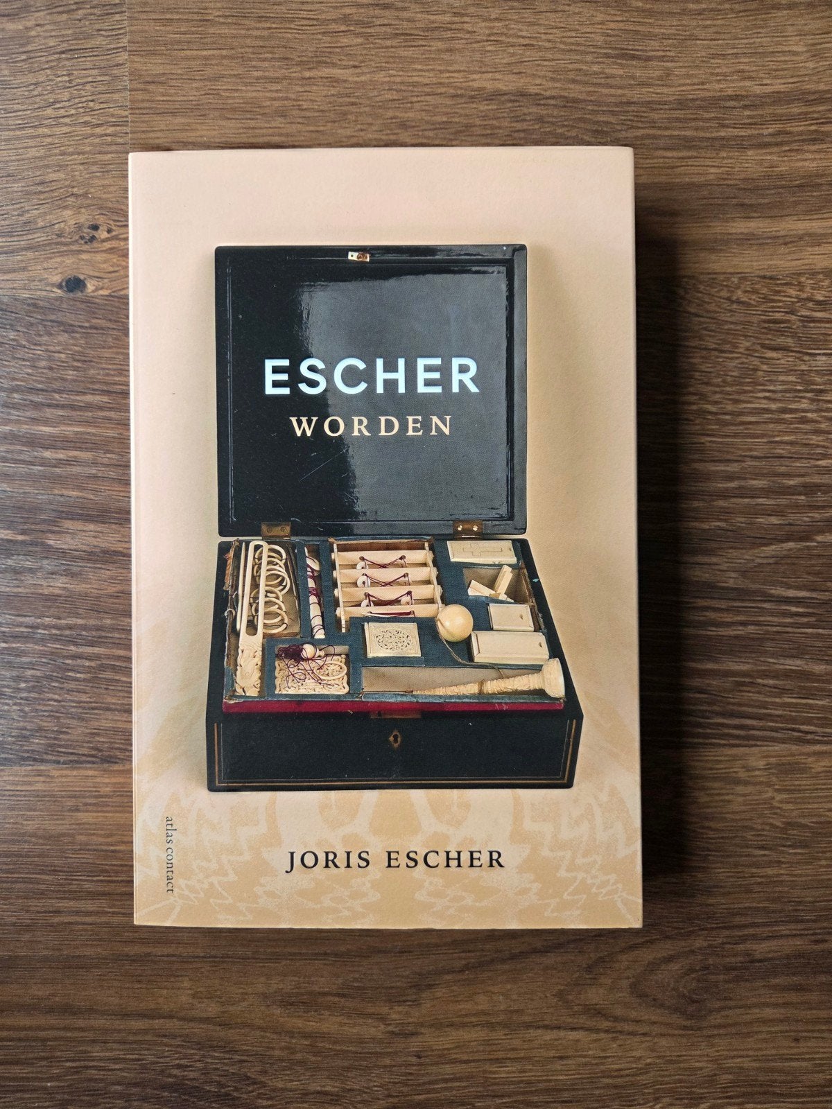 Escher worden door Joris Escher, Ophalen of Verzenden, Zo goed als nieuw, Joris Escher
