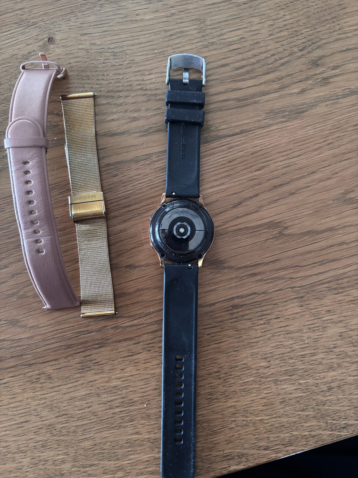 Samsung Galaxy Watch Active2 Roségoud met extra bandjes, Gebruikt, Hartslag, Ophalen of Verzenden, Android