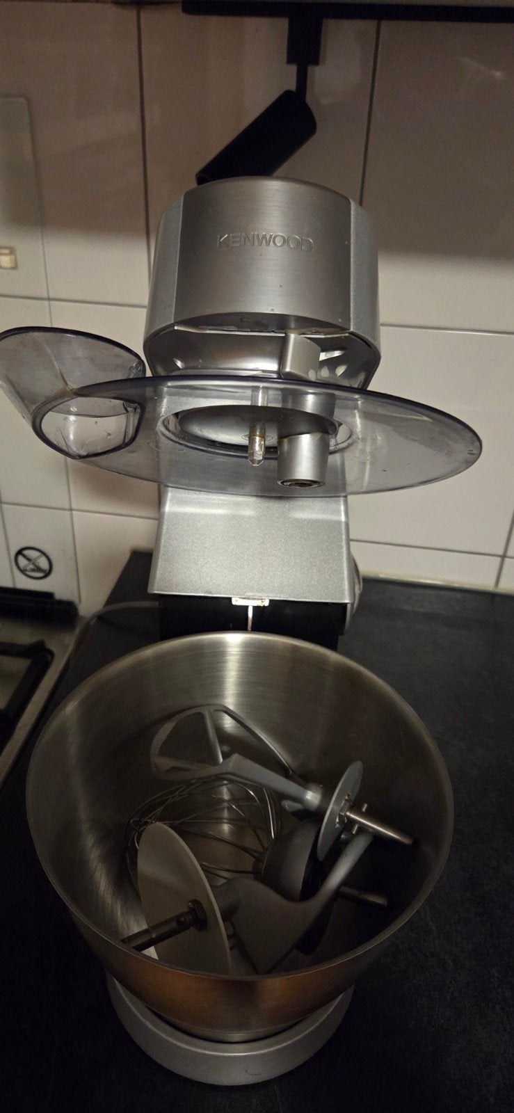 Kenwood Chef keukenmachine met accessoires, 4 liter of meer, Ophalen, Gebruikt, 3 snelheden of meer