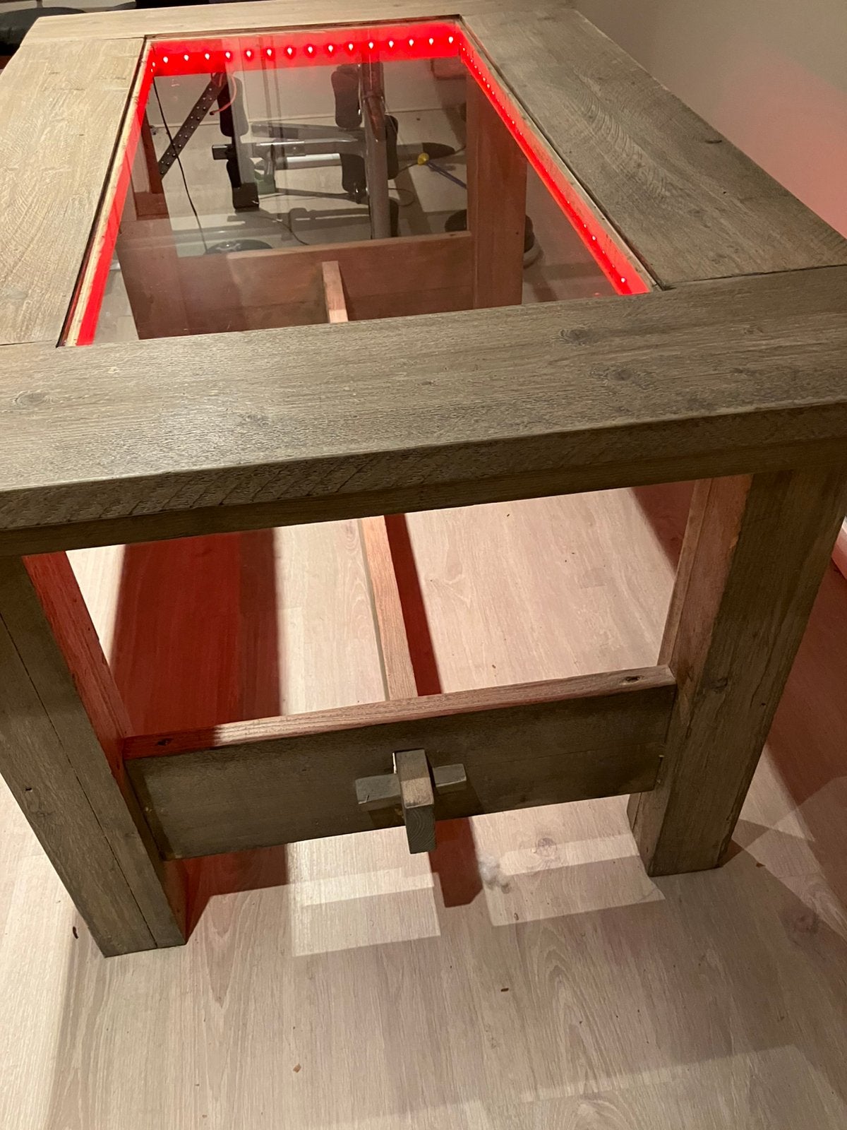 Te koop steigerhouten tafel met led verlichting en glasplaat, Ophalen, Rechthoekig, 50 tot 100 cm