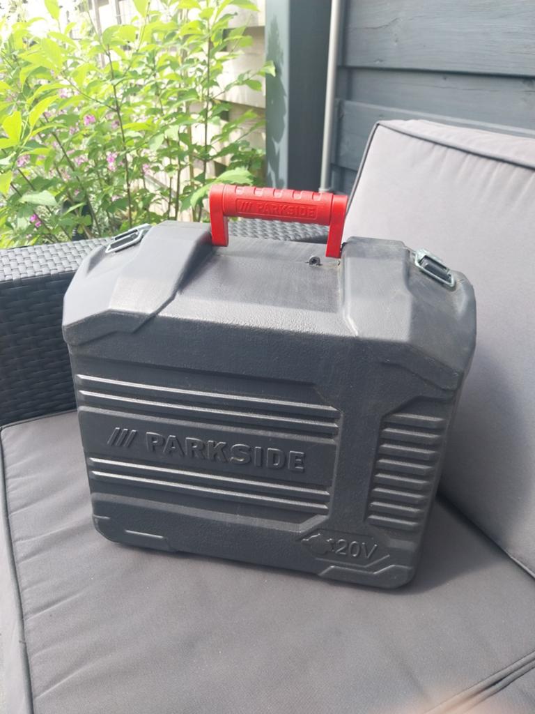 Parksidekoffer,behorend bij cirkelzaag., Doe-het-zelf en Verbouw, Gereedschap | Schuurmachines, Ophalen of Verzenden, 1200 watt of meer
