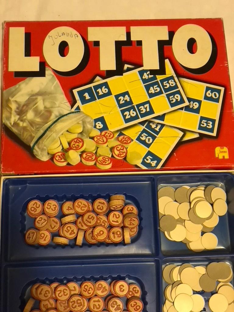 lotto spel, Drie of vier spelers, Ophalen of Verzenden, Zo goed als nieuw