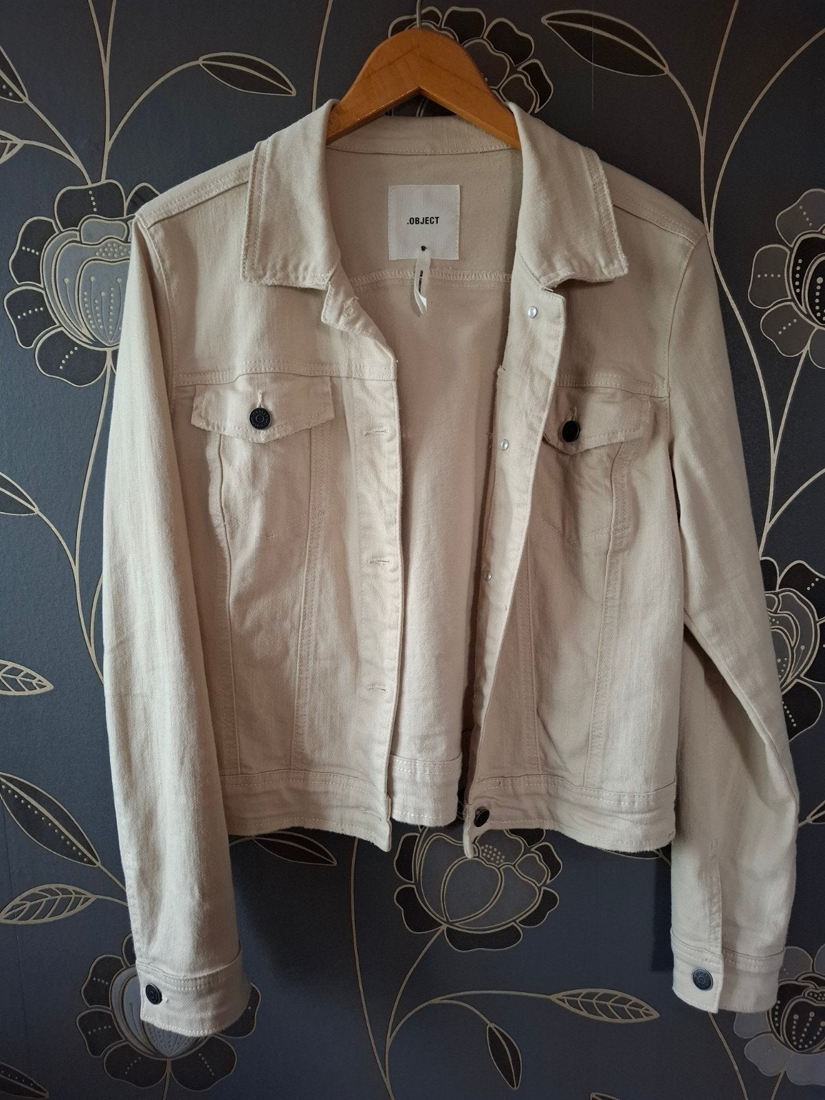 Ecru jeansjasje, Ophalen of Verzenden, Zo goed als nieuw, Maat 38/40 (M), Beige